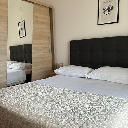 Apartman Luka Sibenik Ngoại thất bức ảnh
