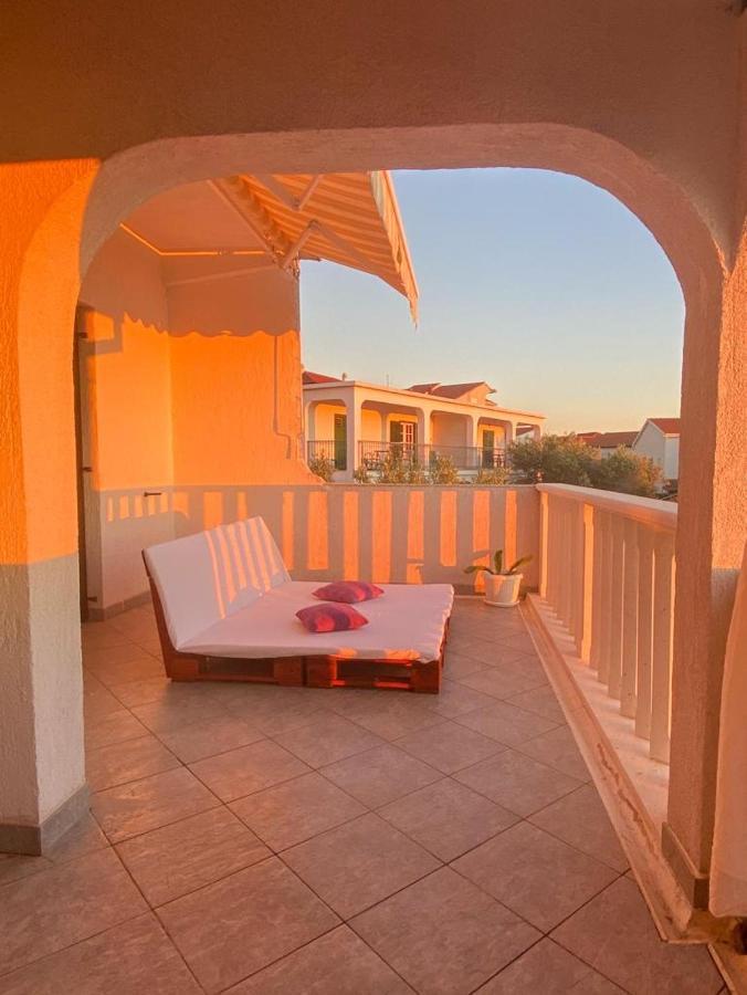 Apartman Luka Sibenik Ngoại thất bức ảnh