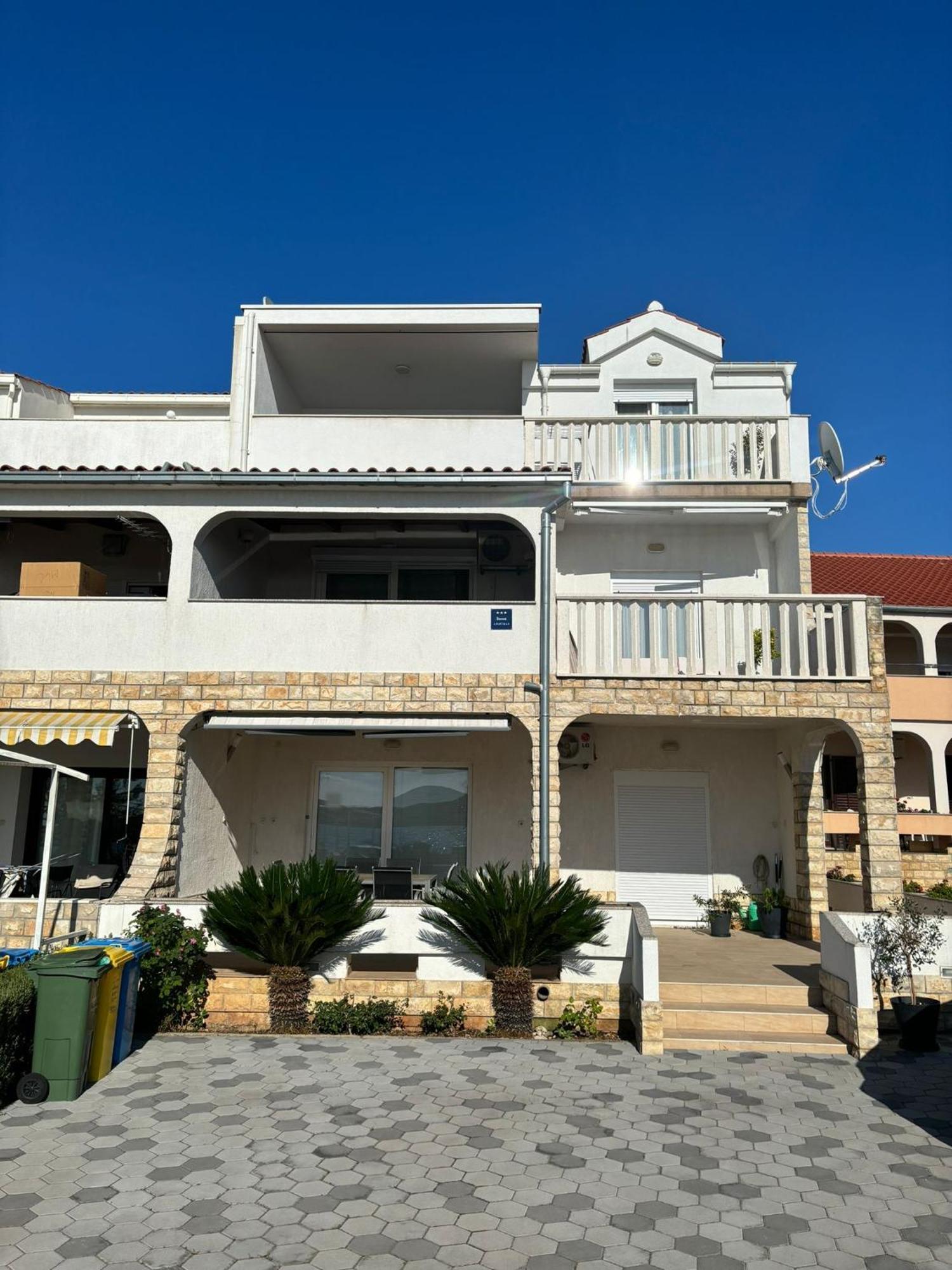 Apartman Luka Sibenik Ngoại thất bức ảnh